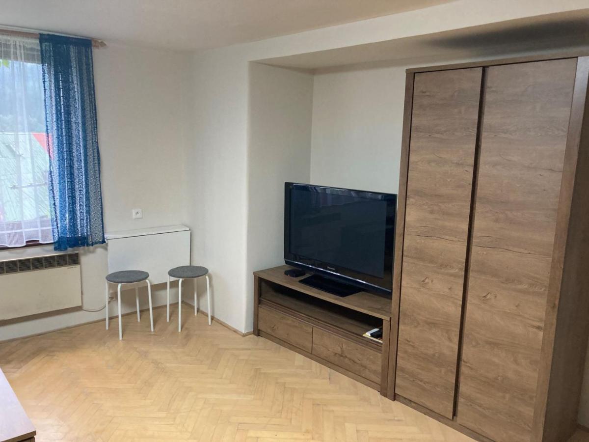 Apartman Rekys Jiretin pod Bukovou Exterior foto